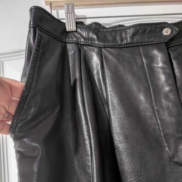 Vintage Holt Renfrew | Women's Pleated Leather Pants In Black - Picture 8 of 14